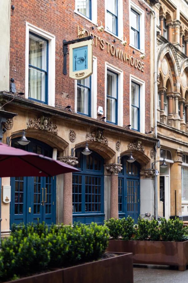 Отель Hort's Townhouse